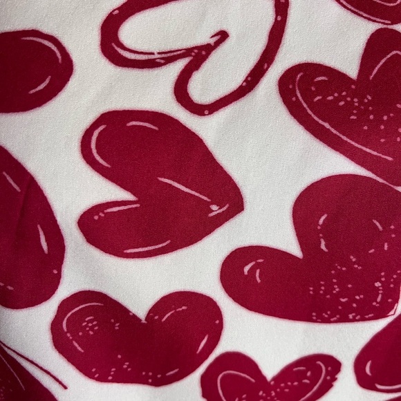 Red Heart Top Size Large - Picture 7 of 10